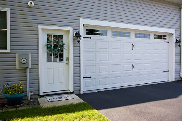 24/7 Emergency Garage Door Roller Replacement experts in North Platte, NE